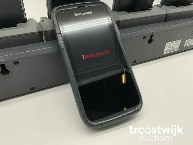 Dolphin (ct50lun-cs13se0) ct50 mobile computer scanners with rugged casing - afbeelding 6 van  9
