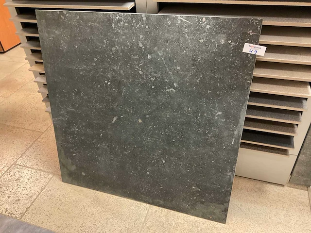 Dom vibes dark mat vloertegel 60x60 cm 86,4 m² - afbeelding 1 van  3