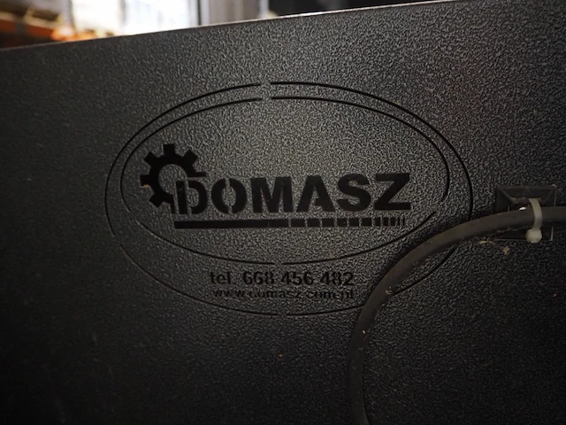 Domasz - afbeelding 2 van  10