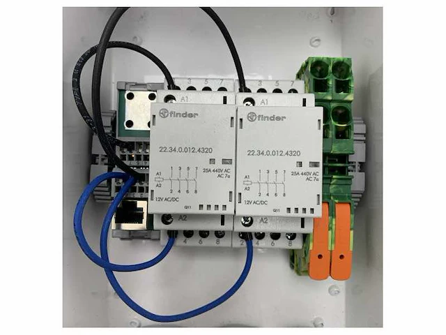 Dometic marine water pump aircon controller box 440v - afbeelding 3 van  5