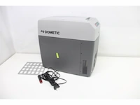 Dometic tropicool tc 21fl draagbare elektrische koelbox 20 liter 12/24 volt dc en 100240 v ac mini koelkast voor auto vrachtwagen boot en stopcontact - afbeelding 6 van  7