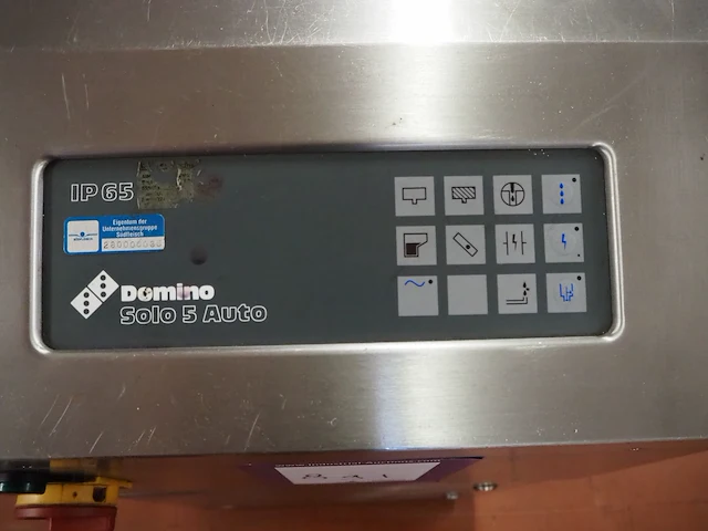 Domino - afbeelding 6 van  8