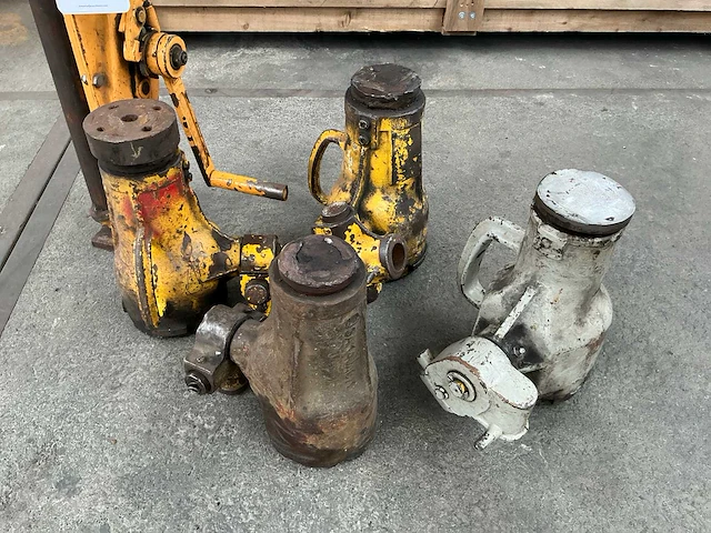 Dommekracht en hydraulische vijzels - afbeelding 2 van  4