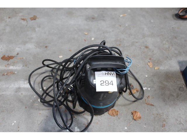 Dompelpomp gardena. - afbeelding 1 van  2