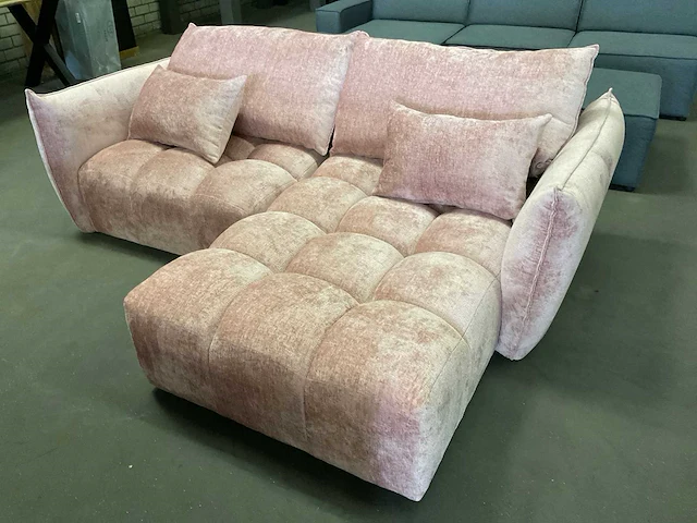 Dona mali - danya rechts - bankstel - afbeelding 12 van  12