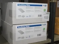 Doodlebug pads white met afmeting 11,5 x 25 cm. 20 stuks in 2 dozen.
