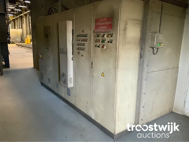 Doorvoer werpstraalmachine - afbeelding 2 van  18