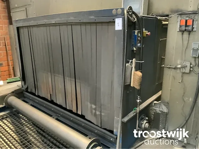 Doorvoer werpstraalmachine - afbeelding 18 van  18