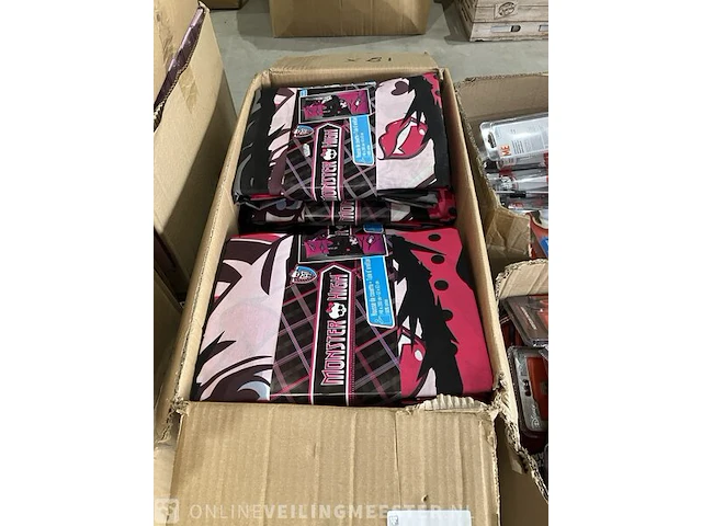 Doos dekbedovertrekken monster high - afbeelding 2 van  4