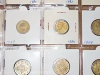 Doos diverse munten - afbeelding 13 van  26