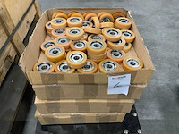 Doos gelagerde wielen - afbeelding 1 van  2