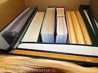 Doos getax € 9.070,00 - € 10.470,00 , postzegelcollecties diverse landen - afbeelding 6 van  8