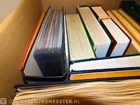 Doos getax € 9.070,00 - € 10.470,00 , postzegelcollecties diverse landen - afbeelding 7 van  8