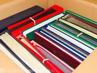 Doos getax € 9.425,00 - € 11.310,00 postzegelcollecties diverse landen - afbeelding 2 van  8