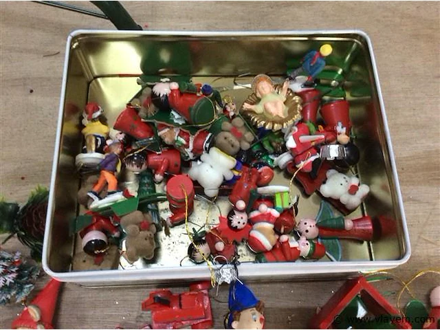 Doos kerstpoppetjes - afbeelding 2 van  3