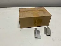 Doos met 50 eindklemmen t.b.v. zonnepanelen