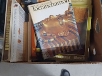 Doos met boeken uit inboedel van alles wat aantal 37 stuks - afbeelding 4 van  5