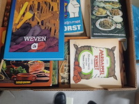 Doos met boeken uit inboedel van alles wat aantal 50 stuks - afbeelding 1 van  7