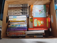 Doos met boeken uit inboedel van alles wat aantal 53 stuks. - afbeelding 3 van  7