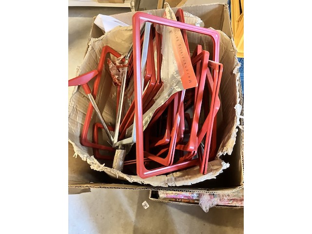 Doos met ca 30 prijskaartramen en accessoires - afbeelding 9 van  11