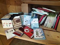 Doos met diverse soorten kerst kaarten - afbeelding 1 van  1