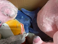 Doos met knuffels - afbeelding 11 van  11