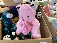 Doos met knuffels - afbeelding 2 van  6