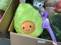 Doos met knuffels - afbeelding 2 van  8