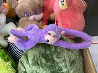 Doos met knuffels - afbeelding 3 van  8