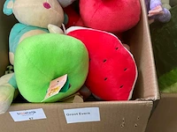 Doos met knuffels - afbeelding 2 van  6