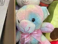 Doos met knuffels - afbeelding 5 van  6