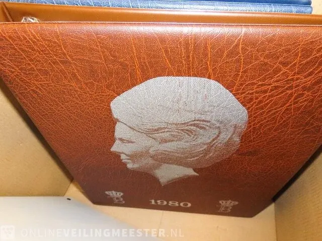 Doos nederlandse muntenalbums - afbeelding 3 van  13