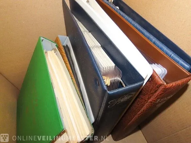 Doos nederlandse muntenalbums - afbeelding 1 van  13