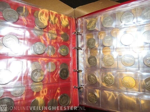 Doos nederlandse muntenalbums - afbeelding 2 van  17