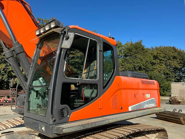 Doosan - 2012 - dx255lc - rupsgraafmachine - afbeelding 2 van  57