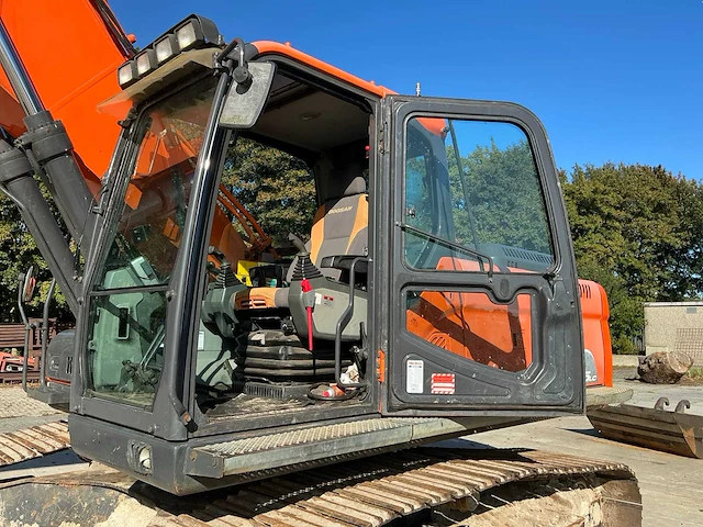 Doosan - 2012 - dx255lc - rupsgraafmachine - afbeelding 19 van  57