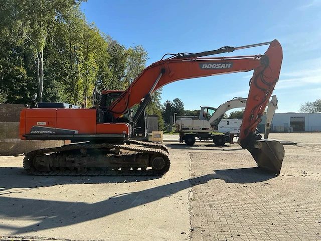 Doosan - 2012 - dx255lc - rupsgraafmachine - afbeelding 54 van  57