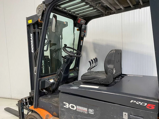 Doosan - 2013 - b30x-5 - vorkheftruck - afbeelding 3 van  7