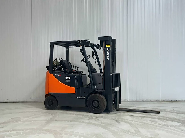 Doosan - 2013 - g15s-5 - vorkheftruck - afbeelding 1 van  6