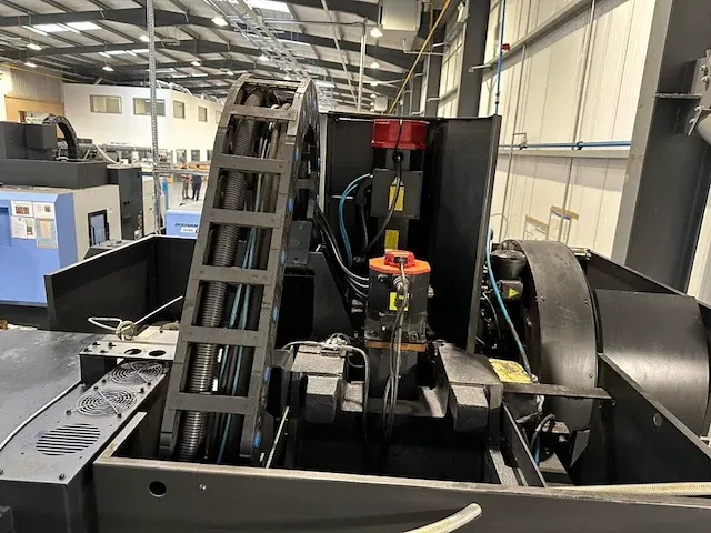 Doosan - dnm 200/ax - cnc bewerkingscentra - afbeelding 3 van  11