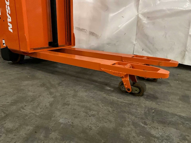 Doosan - ledd 12.5/18 - elektrische dubbeldek palletwagen - 2015 - afbeelding 7 van  12