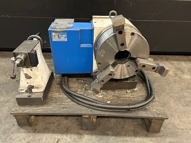 Doosan - mynx 750 - cnc bewerkingscentra - afbeelding 9 van  22