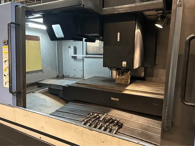 Doosan - mynx 750 - cnc bewerkingscentra - afbeelding 17 van  22