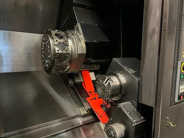 Doosan - puma 2100sy - cnc draaibank - afbeelding 18 van  23