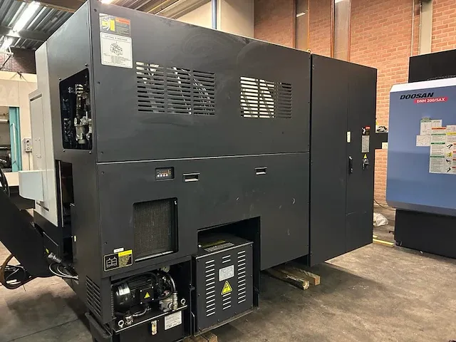 Doosan - puma 2100sy - cnc draaibank - afbeelding 20 van  23