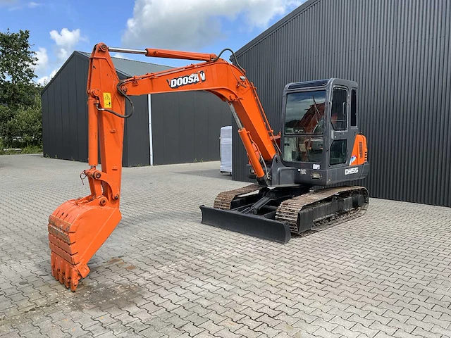 Doosan dh55 plus midigraafmachine - afbeelding 1 van  24