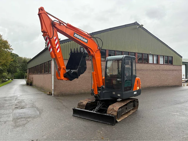 Doosan dh55-v midigraafmachine - afbeelding 1 van  40