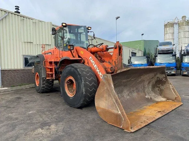 Doosan dl400 shovel - afbeelding 8 van  12