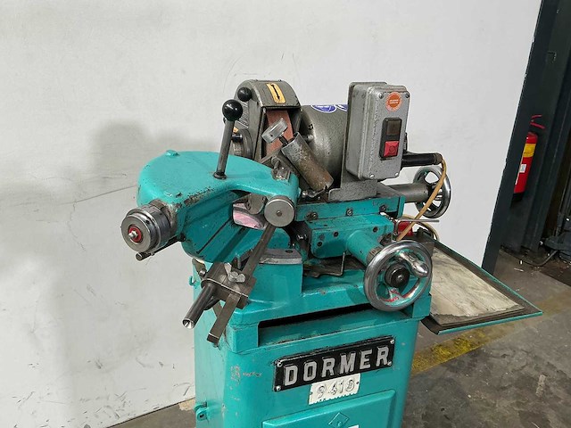 Dormer - model 108 - tool grinding machine - afbeelding 7 van  12