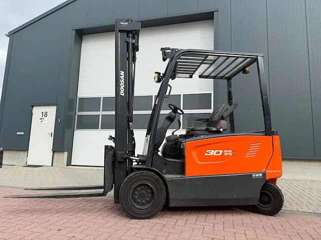 Dosan - 2017 - b30x-7 - vorkheftruck - afbeelding 1 van  16